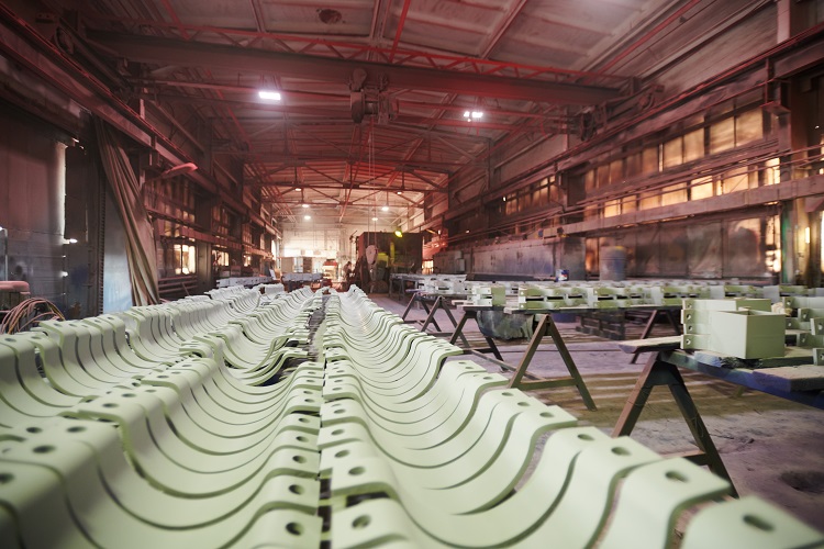 Vaciado de naves industriales-San Martín del Rey Aurelio
